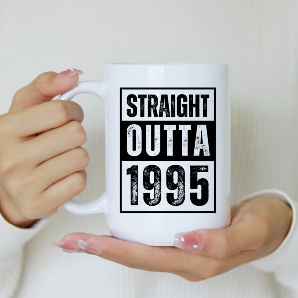 Mug straight outta date anniversaire – Image 2