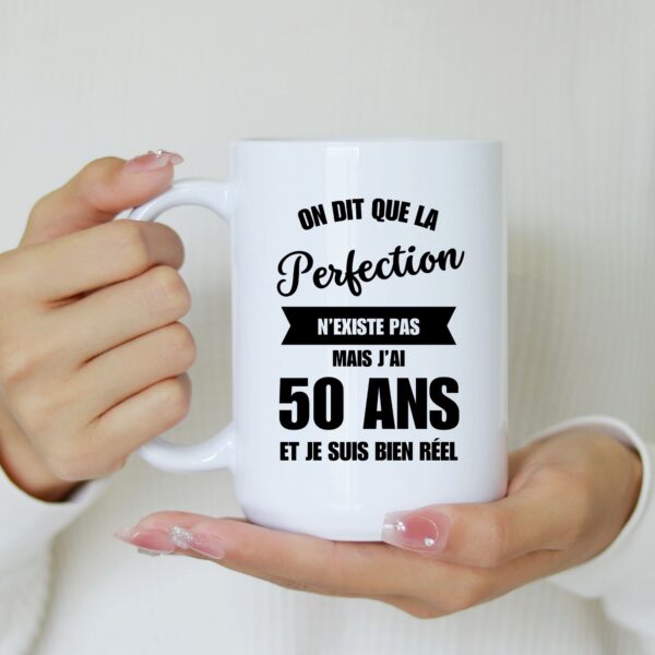 Mug on dit que la perfection n'existe pas – Image 2