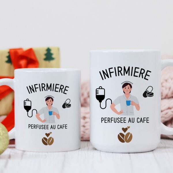 Mug Infirmière perfusée au café – Image 4