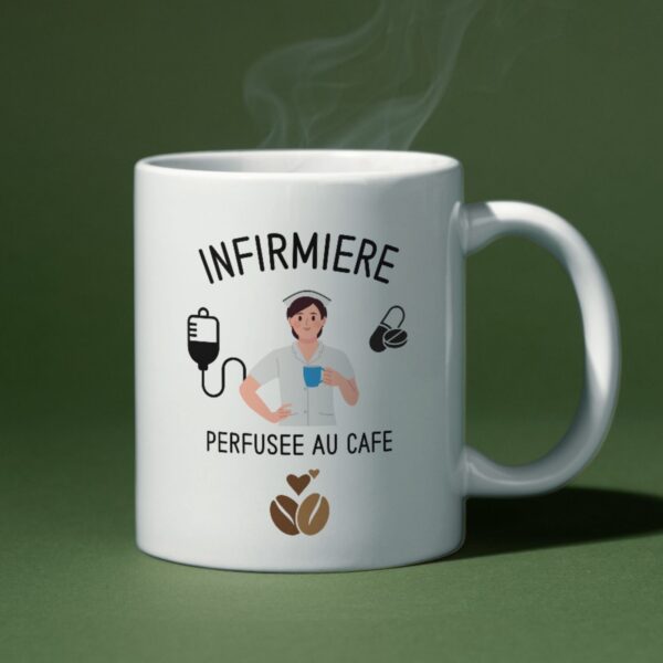 Mug Infirmière perfusée au café