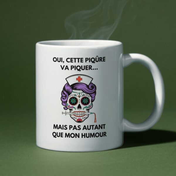 Mug Infirmière humour tête de mort