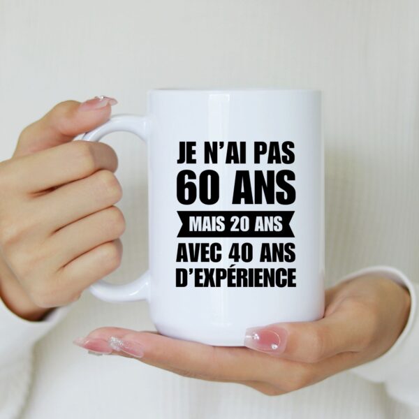 Mug humour anniversaire à offrir – Image 2